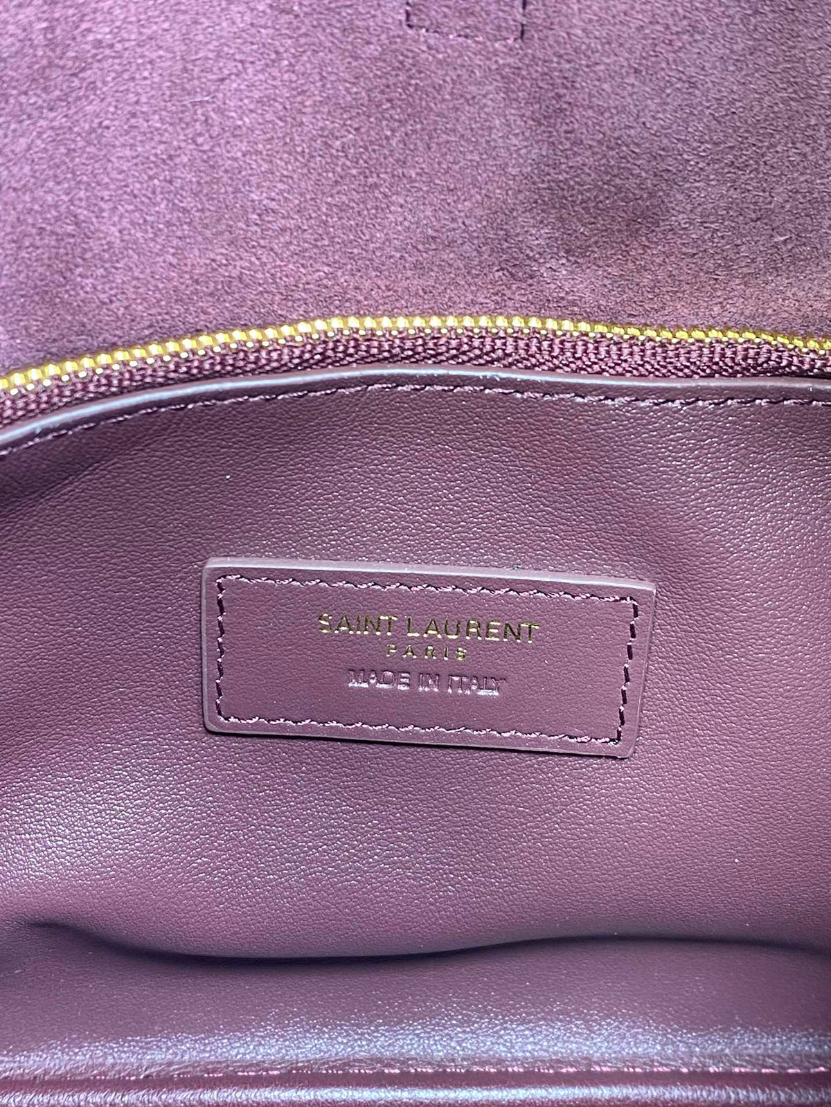 SAINT LAURENT LE 5 À 7 SMALL SUPPLE 22 IN GRAPE PURPLE CALFSKIN GOLD BUCKLE