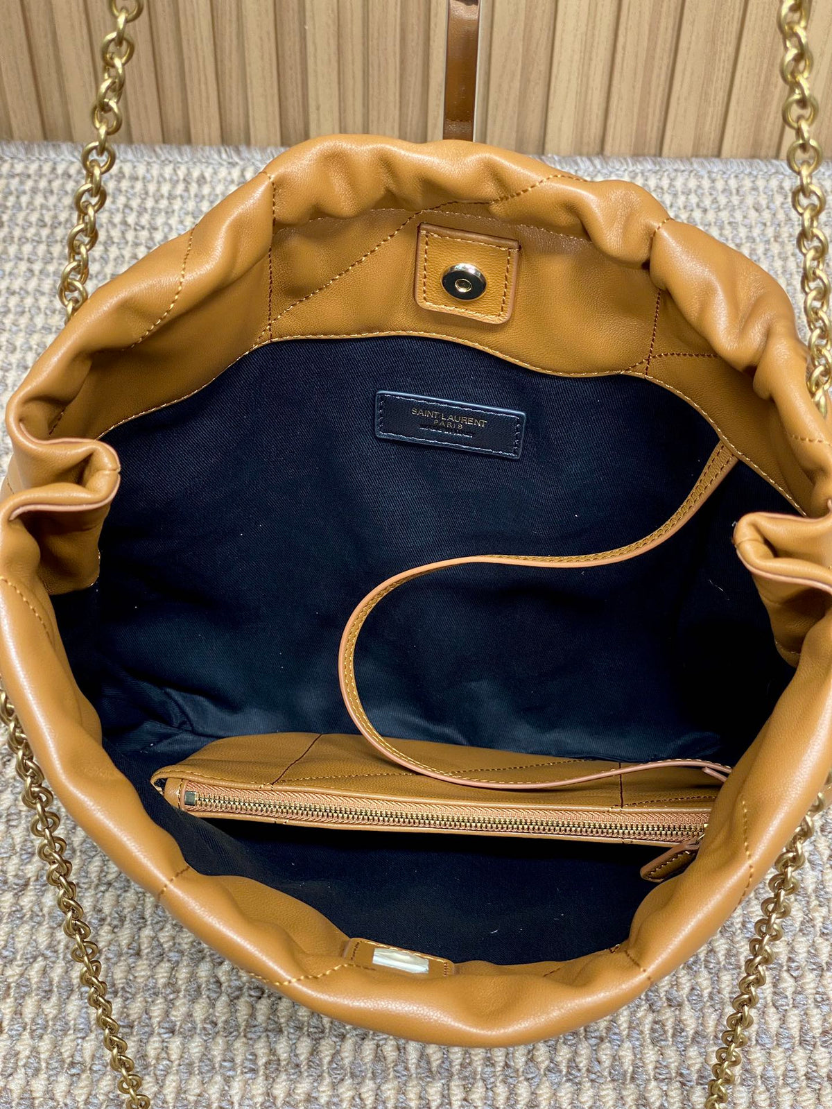 SAINT LAURENT DRAWSTRING CHAIN STRAP SHOULDER BAG 39 IN TORTILLA BROWN QUILTED CALFSKIN