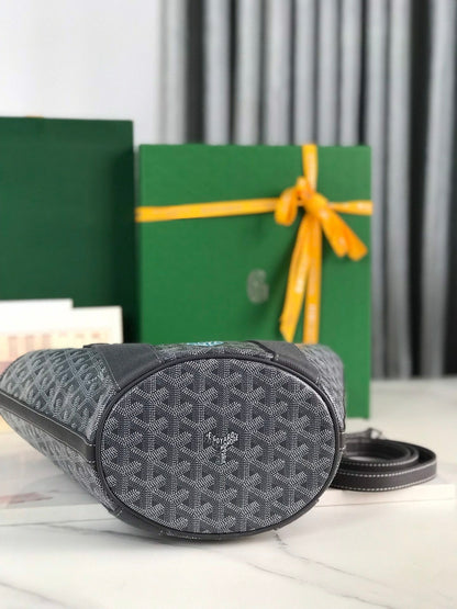 GOYARD SMALL BELHARRA 24 IN GRAY GOYARDINE CANVAS AND LAMBSKIN