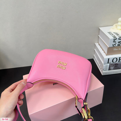 MIU MIU HOBO 22 BAG IN LIGHT PINK CALFSKIN