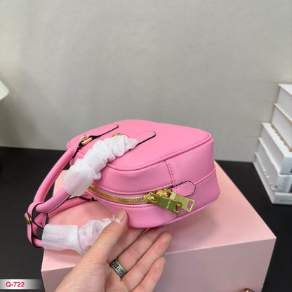 MIU MIU ARCADIE 22 BAG IN LIGHT PINK CALFSKIN