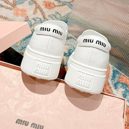 Slip-on Shoes High Sole White Canvas