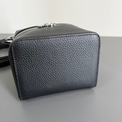 LORO PIANA EXTRA POCKET L12 IN BLACK CALFSKIN WITH SILVER HARDWARE