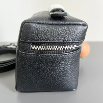 LORO PIANA EXTRA POCKET L12 IN BLACK CALFSKIN WITH SILVER HARDWARE