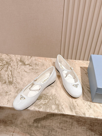 PRADA 25S BALLERINAS IN WHITE CALFSKIN GLOSSY