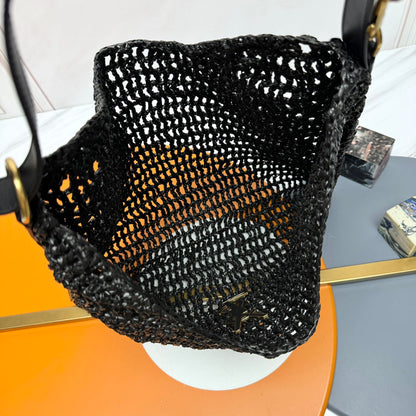 SAINT LAURENT TOTE BAG 40 IN BLACK RAFFIA GOLD LOGO