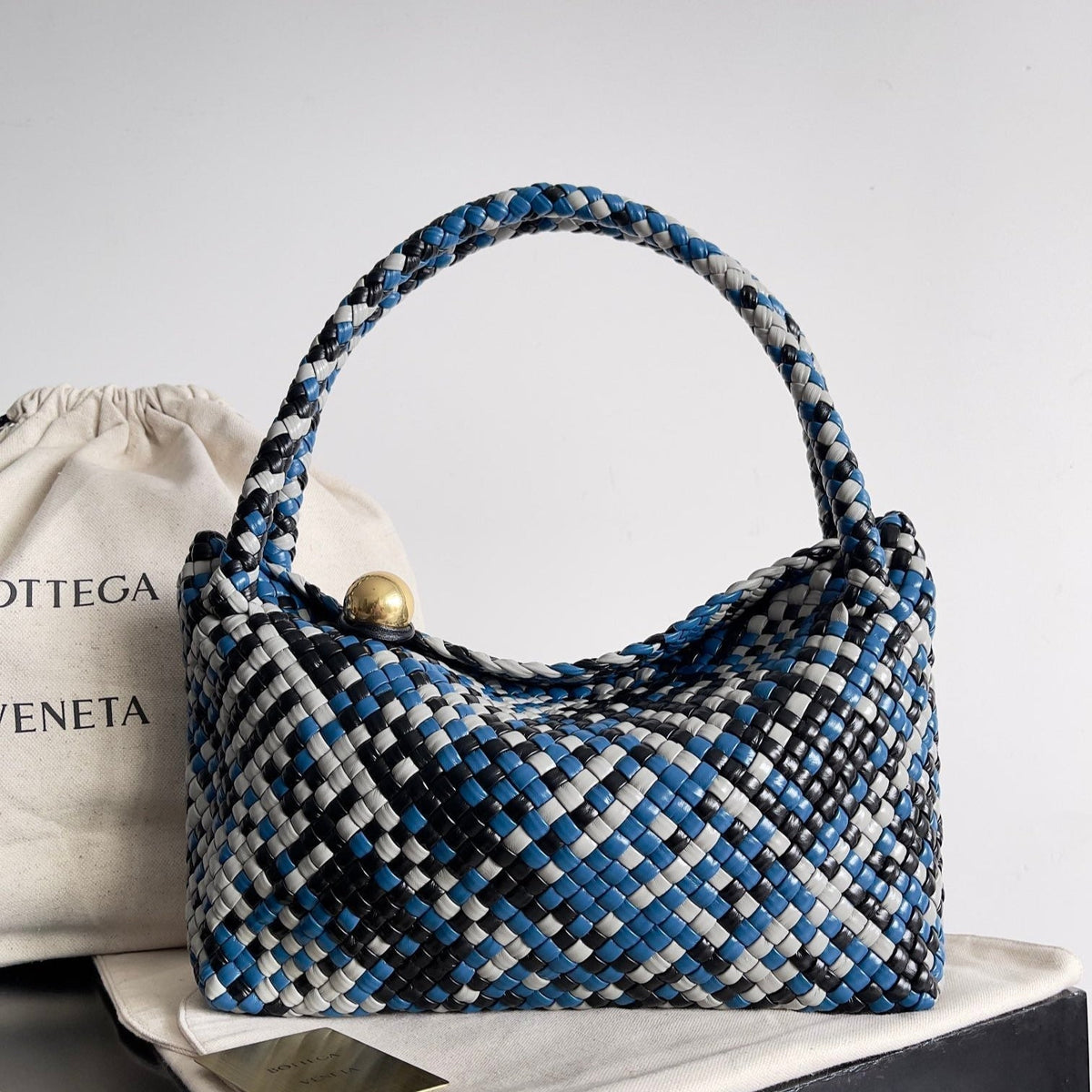 BOTTEGA VENETA TOSCA SHOULDER BAG 27 IN BLUE MIX BLACK AND WHITE LAMBSKIN