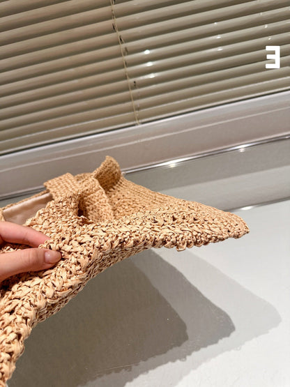 MIU MIU TOTE 38 BAG IN BEIGE BROWN STRAW WOVEN