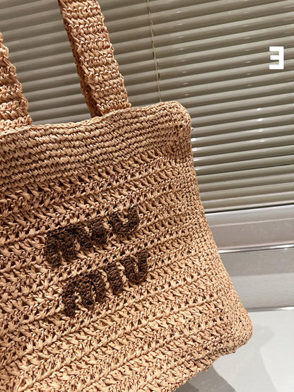 MIU MIU TOTE 38 BAG IN BEIGE BROWN STRAW WOVEN