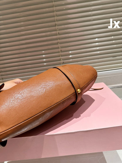 FENDI NAPPA 42 BAG IN OAK LEATHER