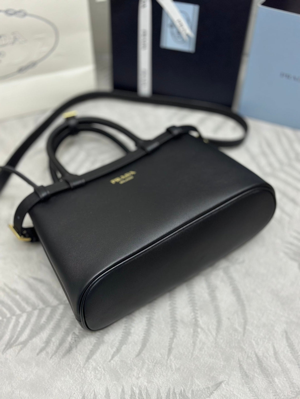 PRADA 25S BUCKLE MEDIUM HANDBAG 28 IN BLACK CALFSKIN GOLD HARDWRE