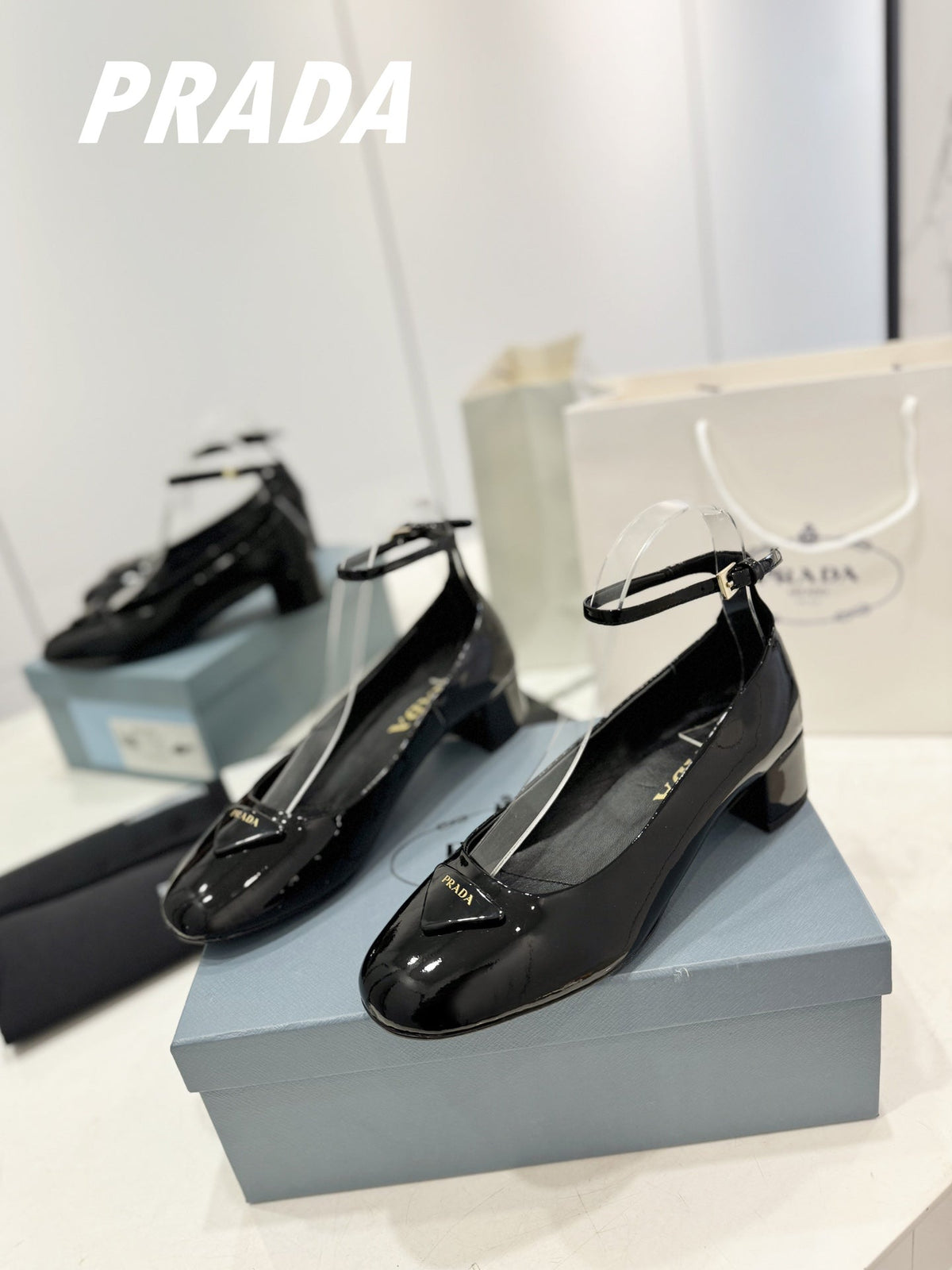 PRADA NAPPA MARY JANE PUMPS GLOSSY BLACK LAMBSKIN