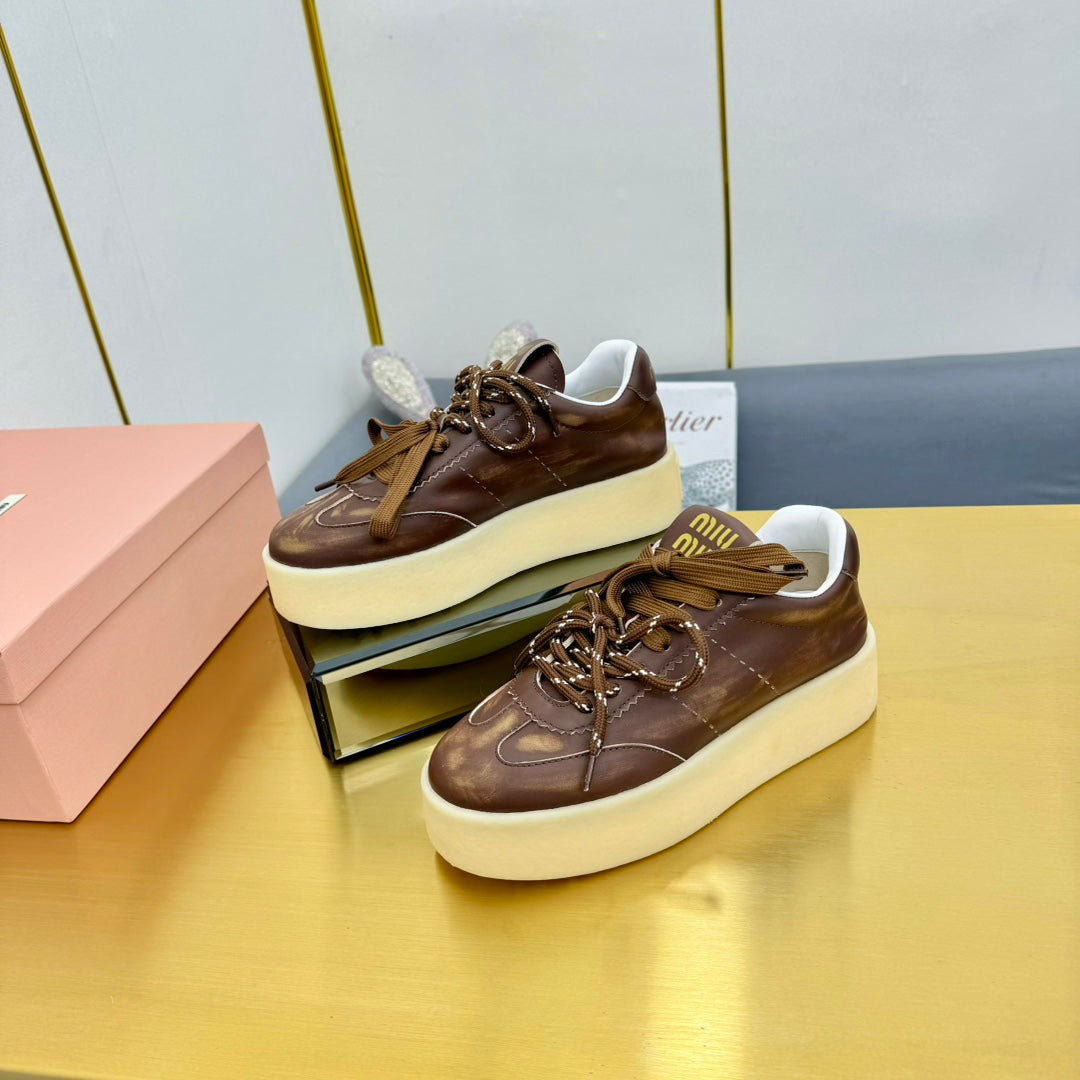 THICK-SOLED RETRO SNEAKERS IN BROWN SMOOTH LAMBSKIN
