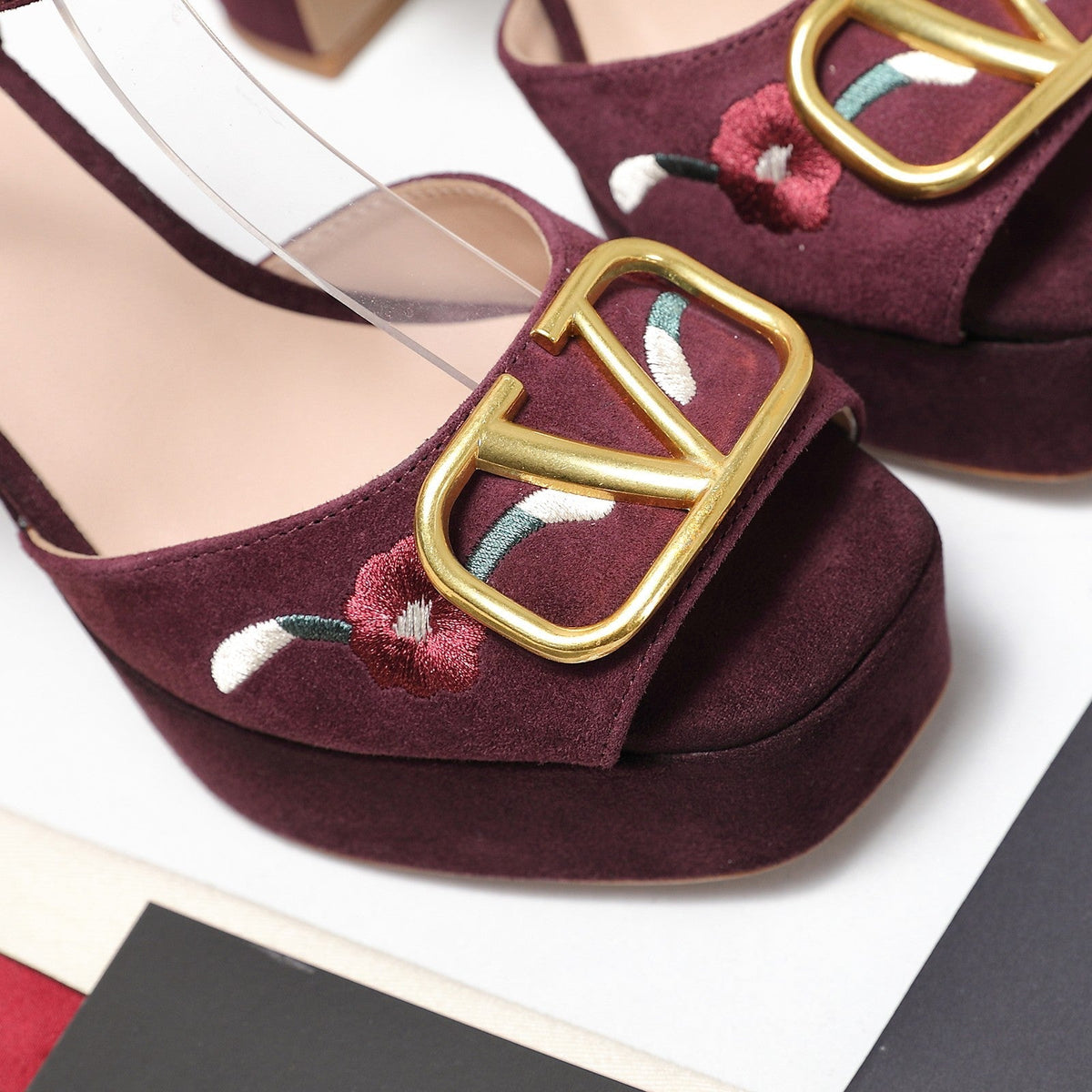 VALENTINO 25S GARAVANI VLOGO SIGNATURE HIGH-HEEL SANDALS 110 MM IN DARK RED SUEDE