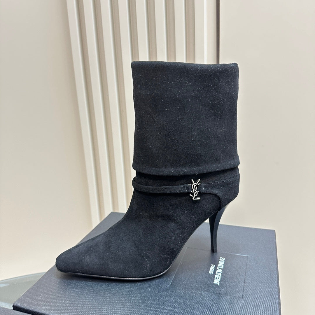 NIKI BOOTIES IN BLACK SUEDE