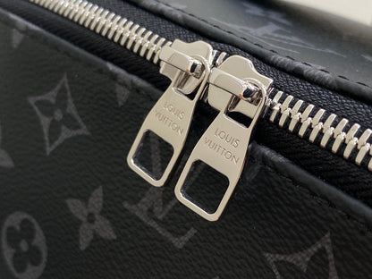 LOUIS VUITTON TOILETRY BAG 24 IN BLACK MONOGRAM ECLIPSE CANVAS