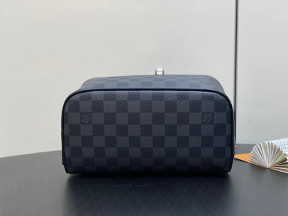 LOUIS VUITTON TOILETRY BAG 24 IN BLACK DAMIER GRAPHITE CANVAS