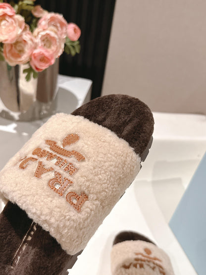 PRADA 25S FLAT MULES IN CREAM AND RK BROWN RABBIT FUR