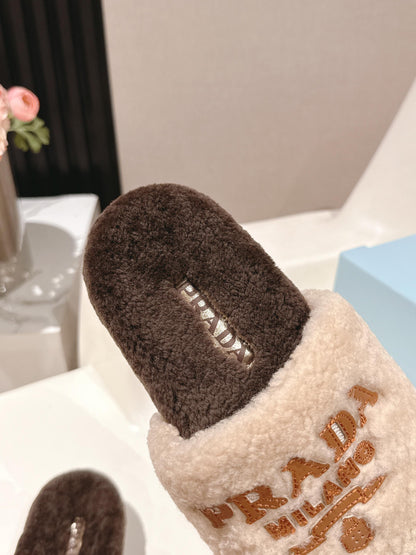 PRADA 25S FLAT MULES IN CREAM AND RK BROWN RABBIT FUR