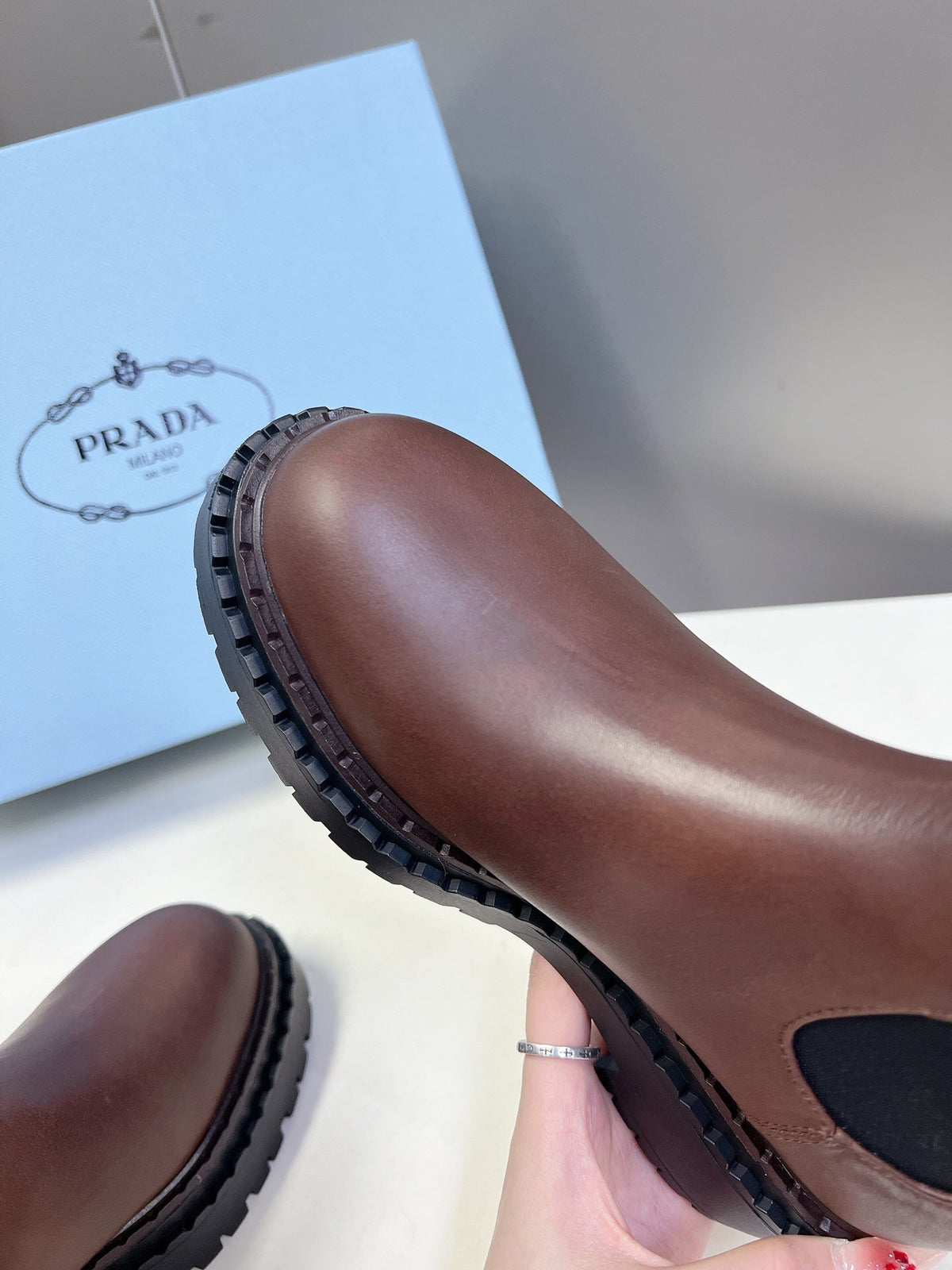 PRADA CHELSEA BOOTS CHOCOLATE CALFSKIN
