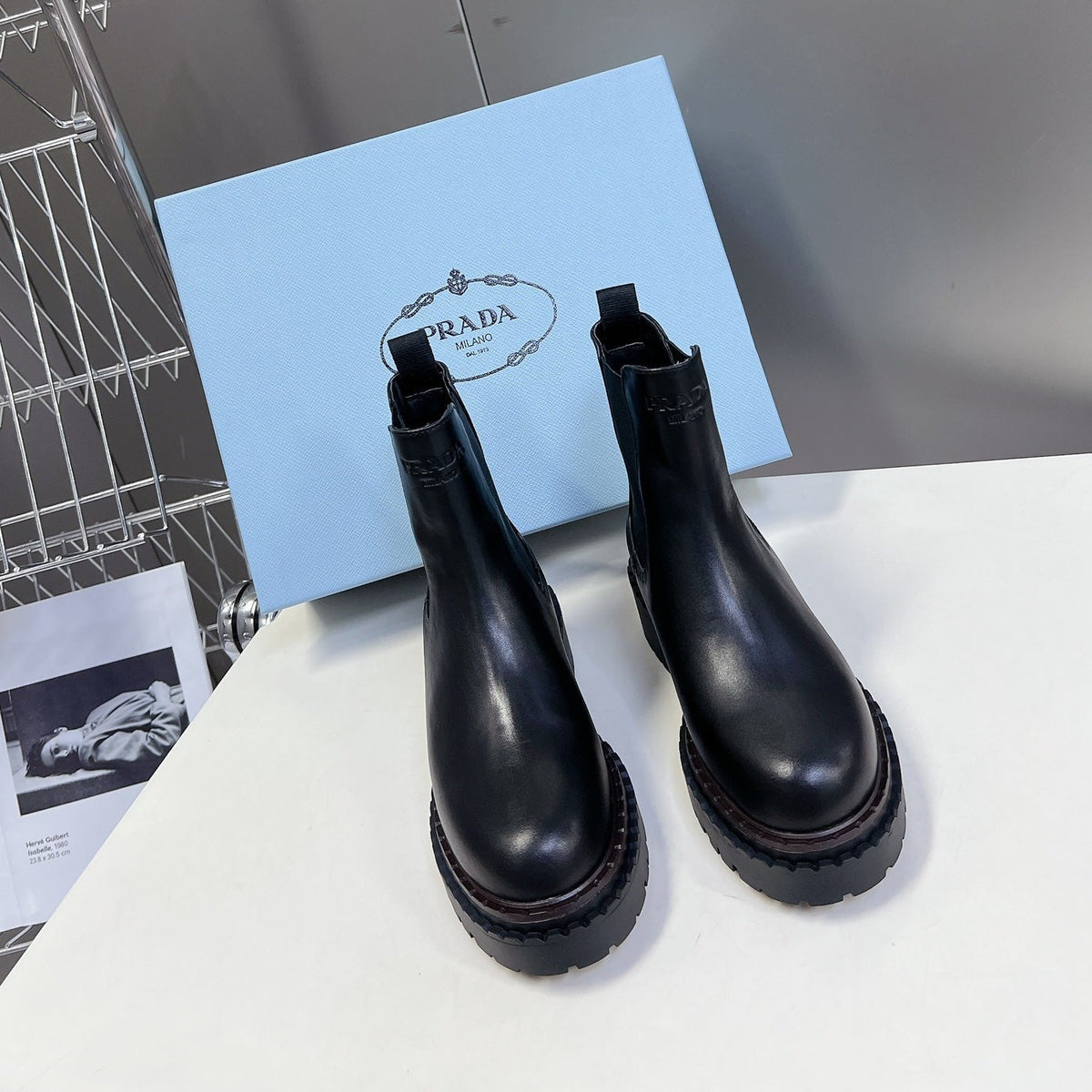 PRADA CHELSEA BOOTS BLACK CALFSKIN