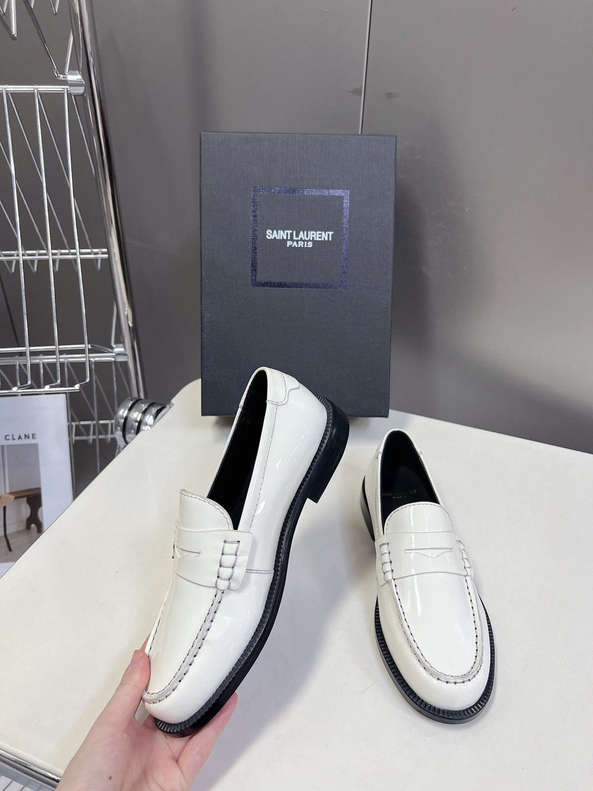 YSL 25S SAINT LAURENT LOAFERS IN WHITE PATENT CALFSKIN