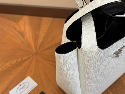 PRADA 25 BASKET BAG IN WHITE CALFSKIN