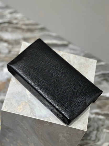 SAINT LAURENT ENVELOPE CLUTCH 29 IN BLACK LAMBSKIN COPPER LOGO