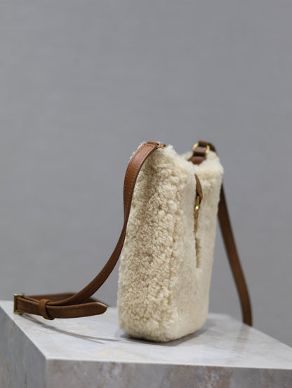 SAINT LAURENT LE 5 À 7 HOBO BAG 18 IN CREAM SHEARLING AND BROWN SUEDE TRIM