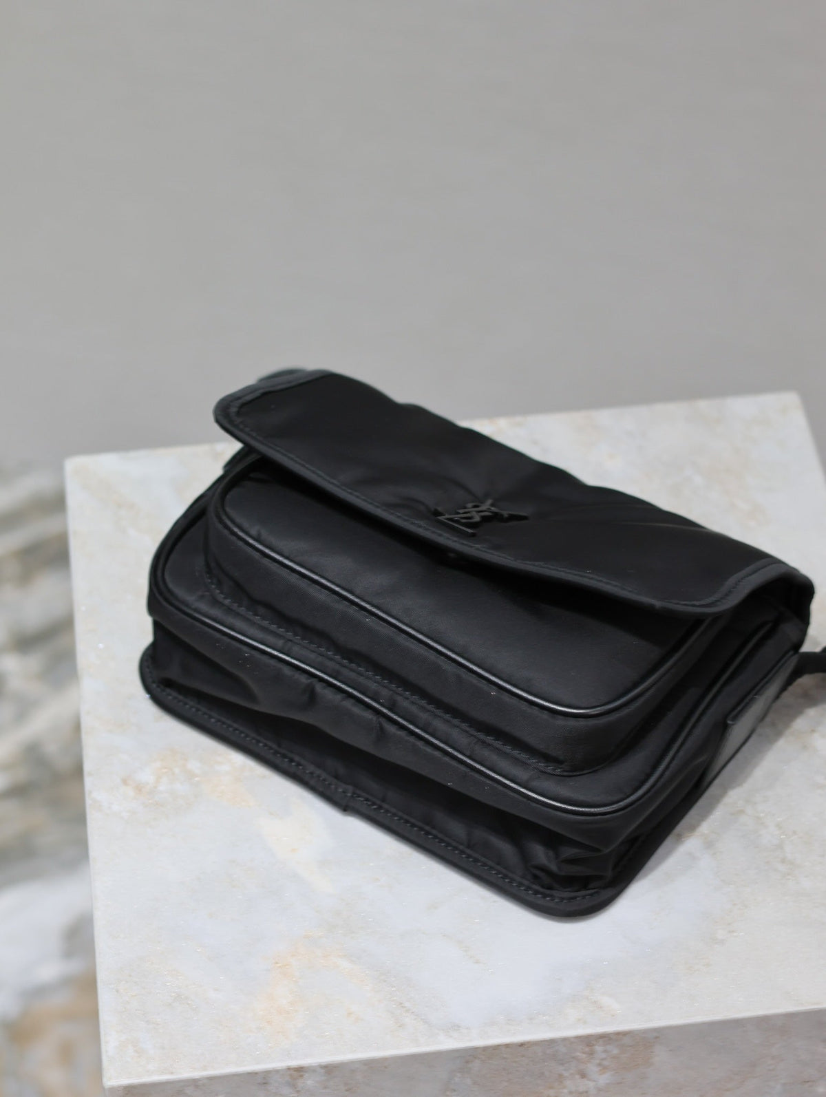 SAINT LAURENT NIKI BABY 22 IN BLACK NYLON