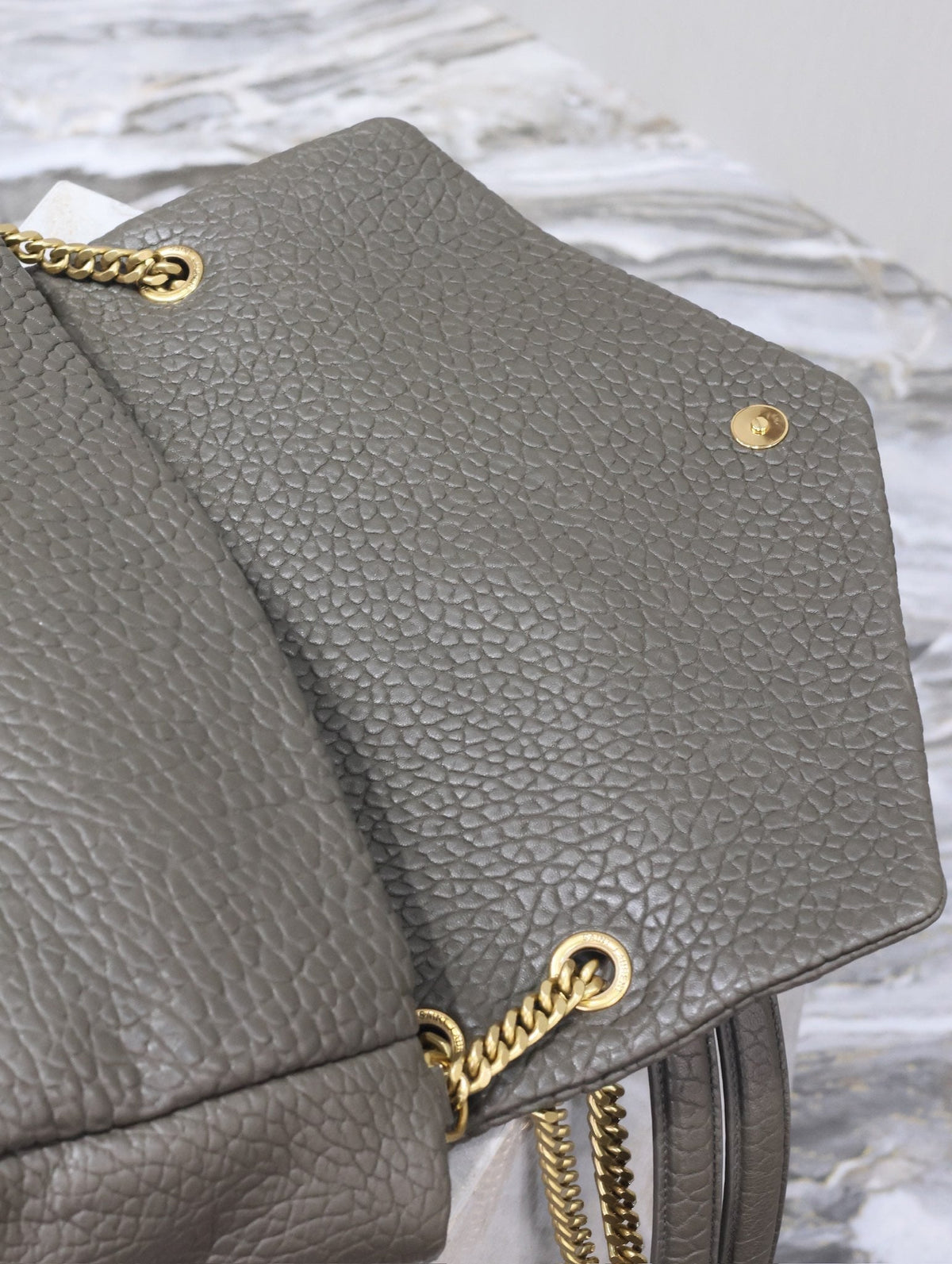 SAINT LAURENT YSL 25S CALYPSO BAG 38 IN ARMY GREEN GRAINED LAMBSKIN GOLD HARDWRE