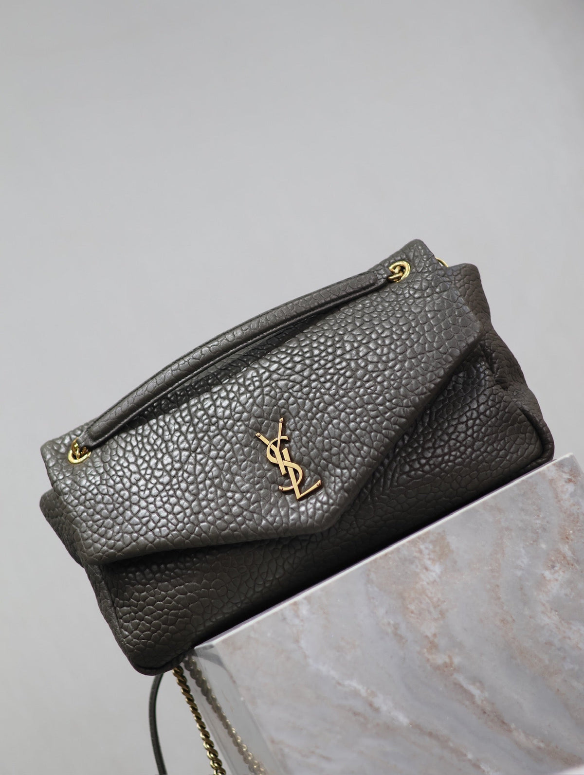 SAINT LAURENT YSL 25S CALYPSO BAG 38 IN ARMY GREEN GRAINED LAMBSKIN GOLD HARDWARE