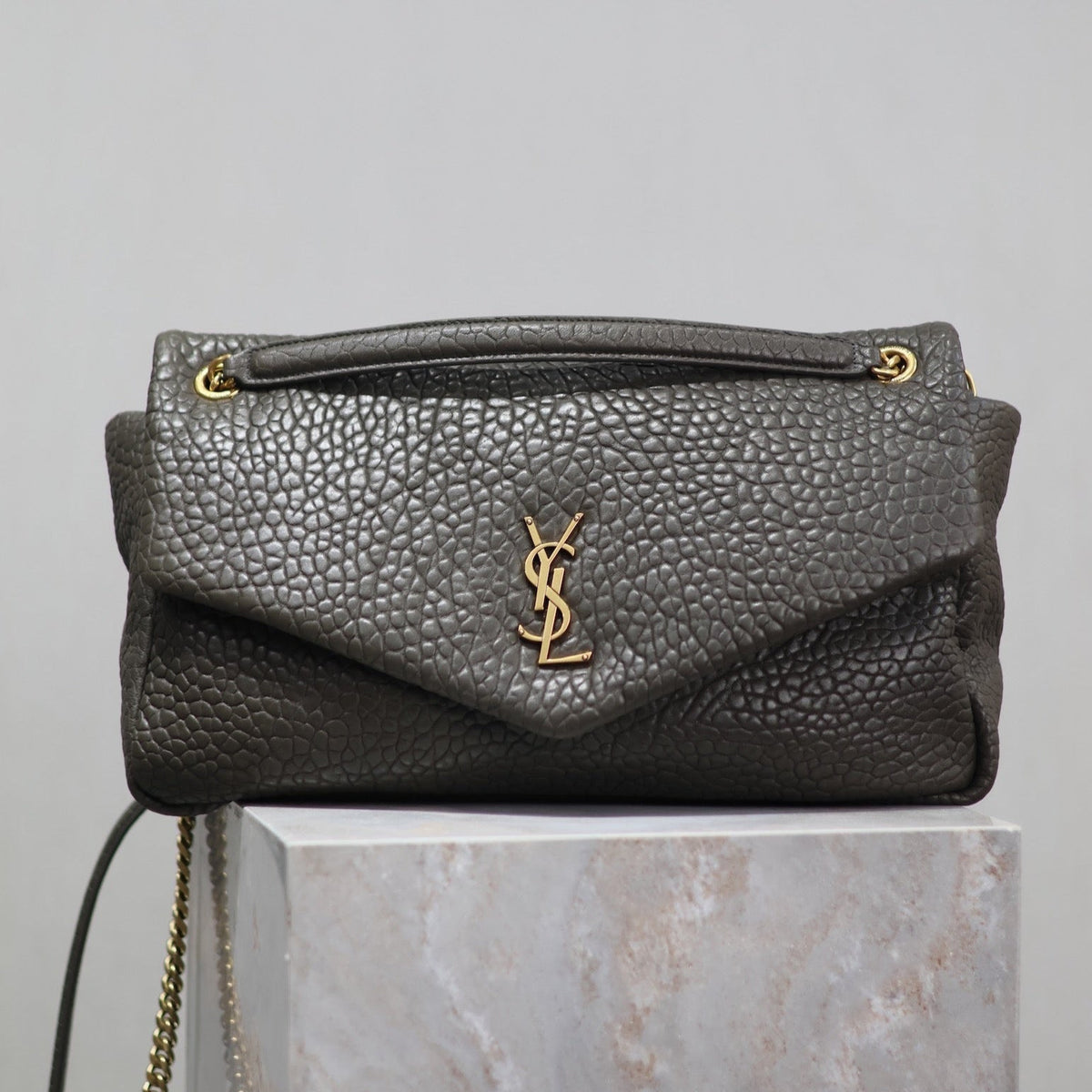 SAINT LAURENT YSL 25S CALYPSO BAG 38 IN ARMY GREEN GRAINED LAMBSKIN GOLD HARDWARE