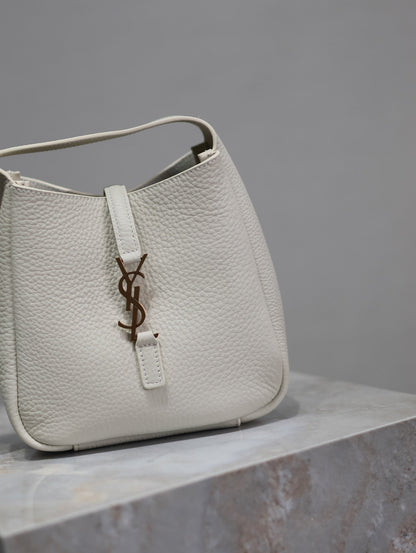 SAINT LAURENT YSL 25S LE 5 À 7 BAG 16 IN BLANC VINTAGE GRAINED CALFSKIN GOLD HARDWRE