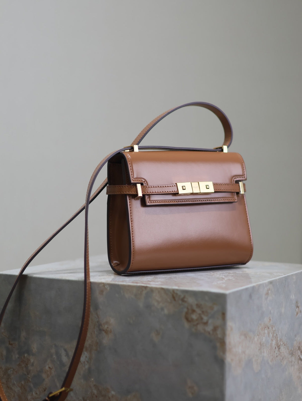 SAINT LAURENT YSL 25S MINI MANHATTAN 19 IN BROWN CALFSKIN GOLD HARDWRE