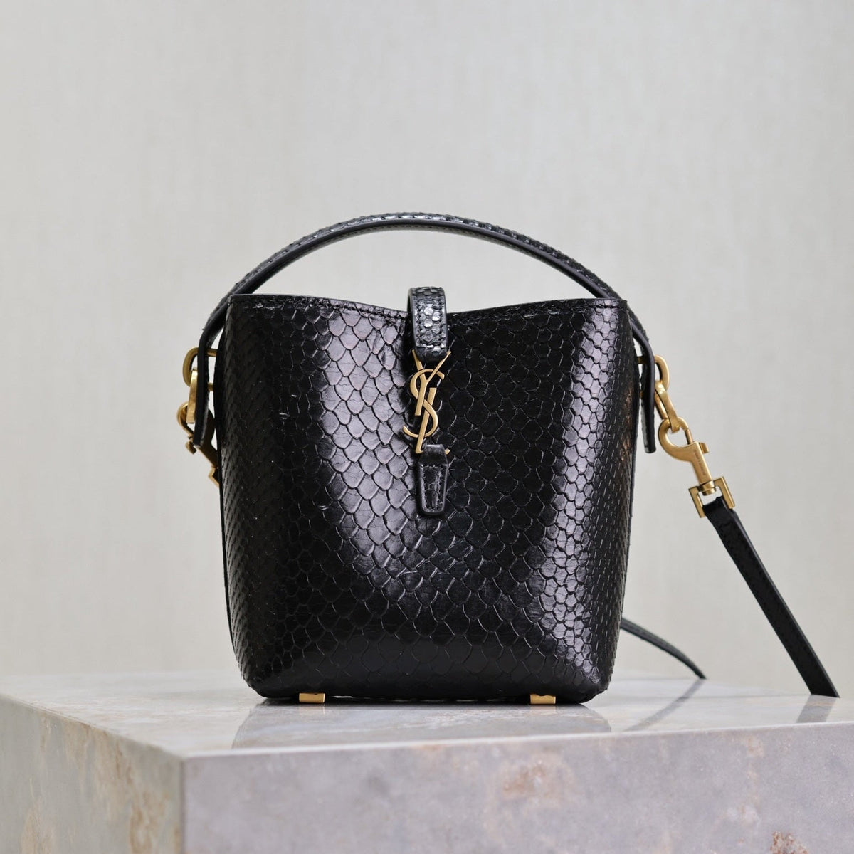 SAINT LAURENT LE 37 MINI BAG 15 IN BLACK SNAKE PATTERN CALFSKIN