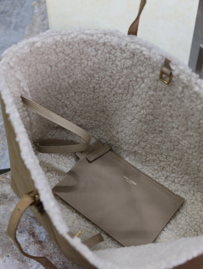 SAINT LAURENT SHOPPING TOTE BAG 38 IN TAN BROWN SUEDE AND WHITE SHEARLING TRIM
