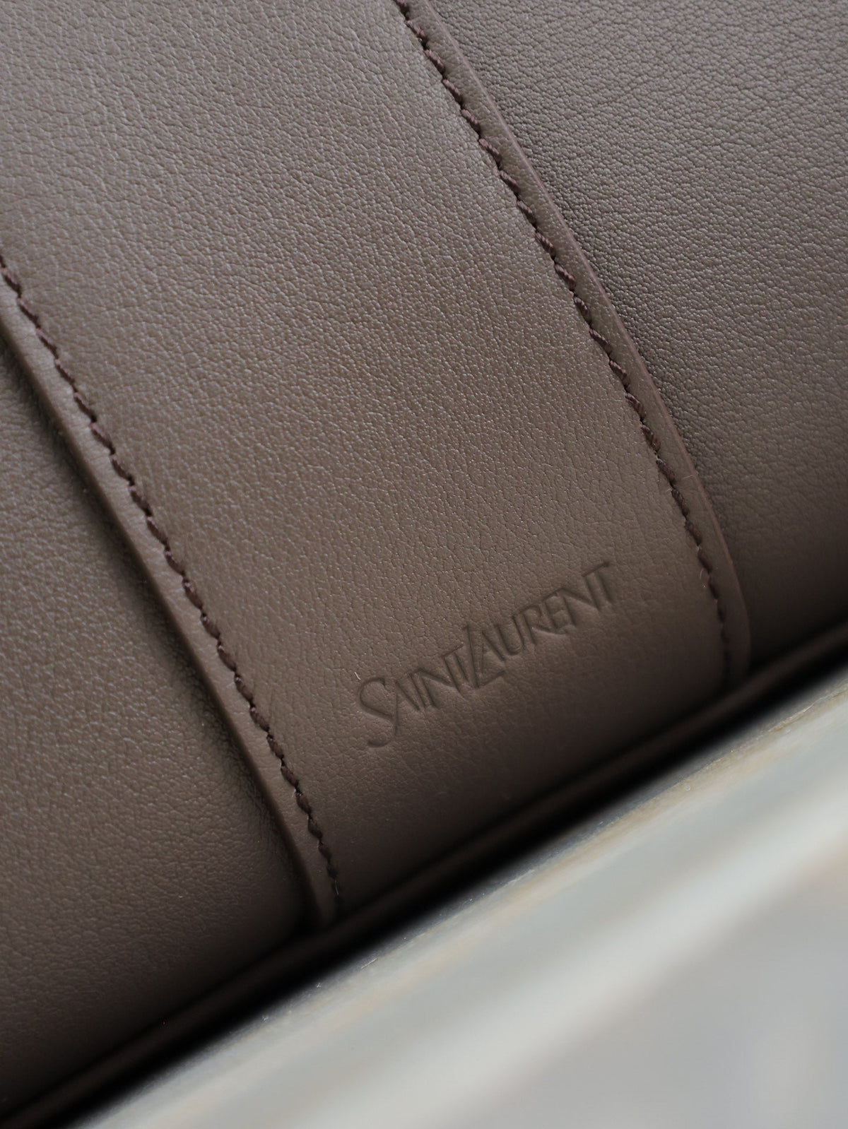 SAINT LAURENT YSL 25S Y TOTE 50 IN PURPLE BROWN CALFSKIN GOLD HARDWARE