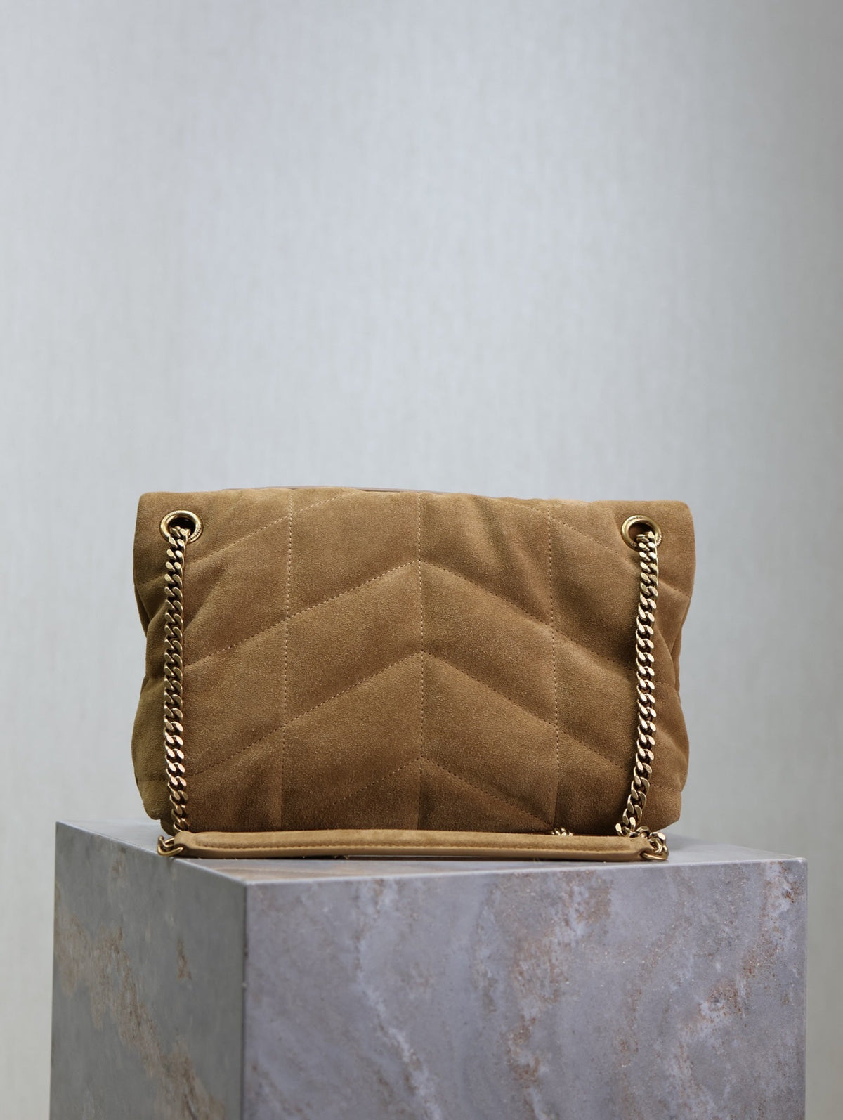 SAINT LAURENT YSL 25S LOULOU PUFFER MM 29 IN TAN BROWN SUEDE GOLD HARDWRE
