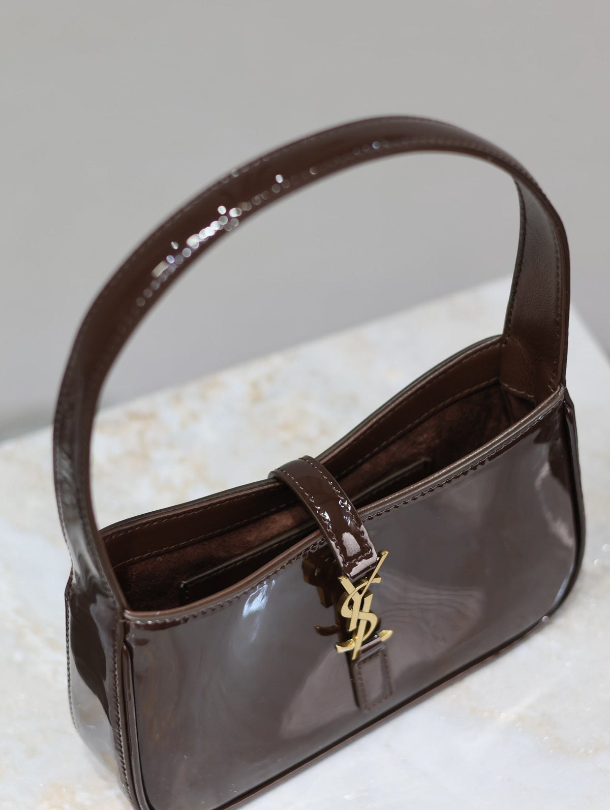 SAINT LAURENT LE 5 À 7 MINI BAG 19 IN CHOCOLATE PATENT CALFSKIN GOLD LOGO