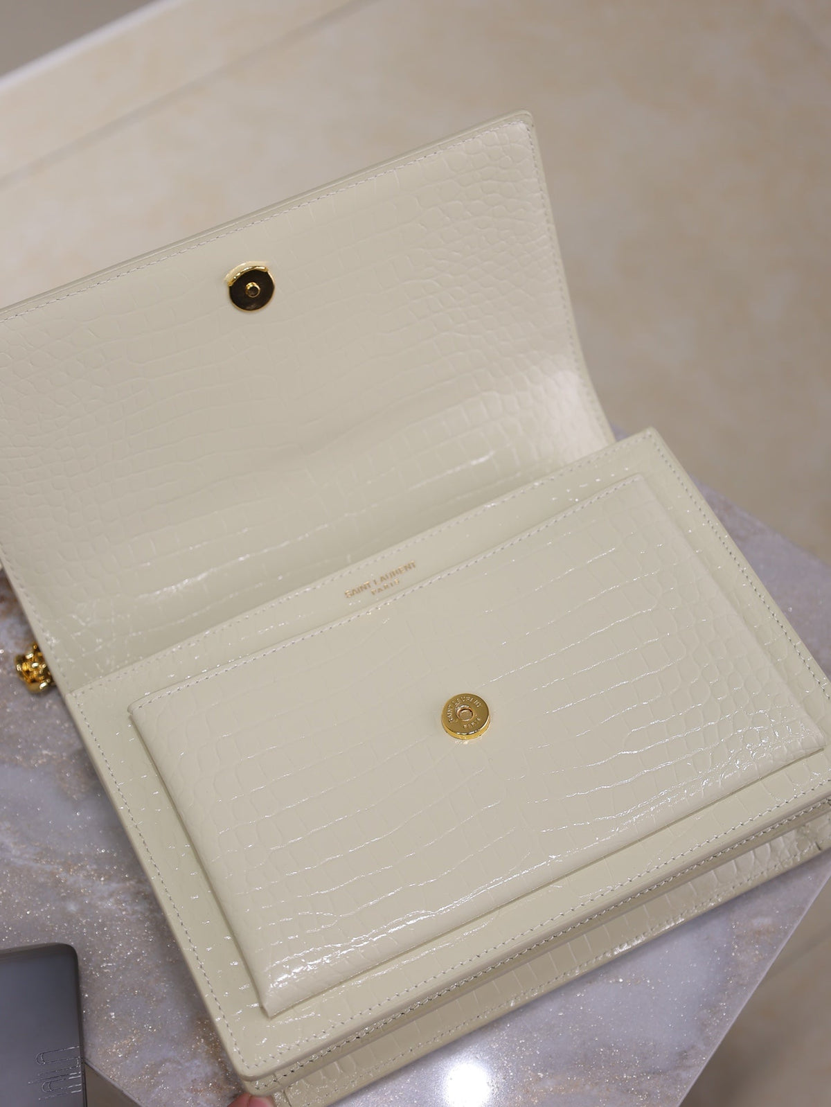SAINT LAURENT YSL 25S SUNSET MEDIUM 22 IN IVORY CROCODILE-EMBOSSED SHINY CALFSKIN GOLD HARDWRE