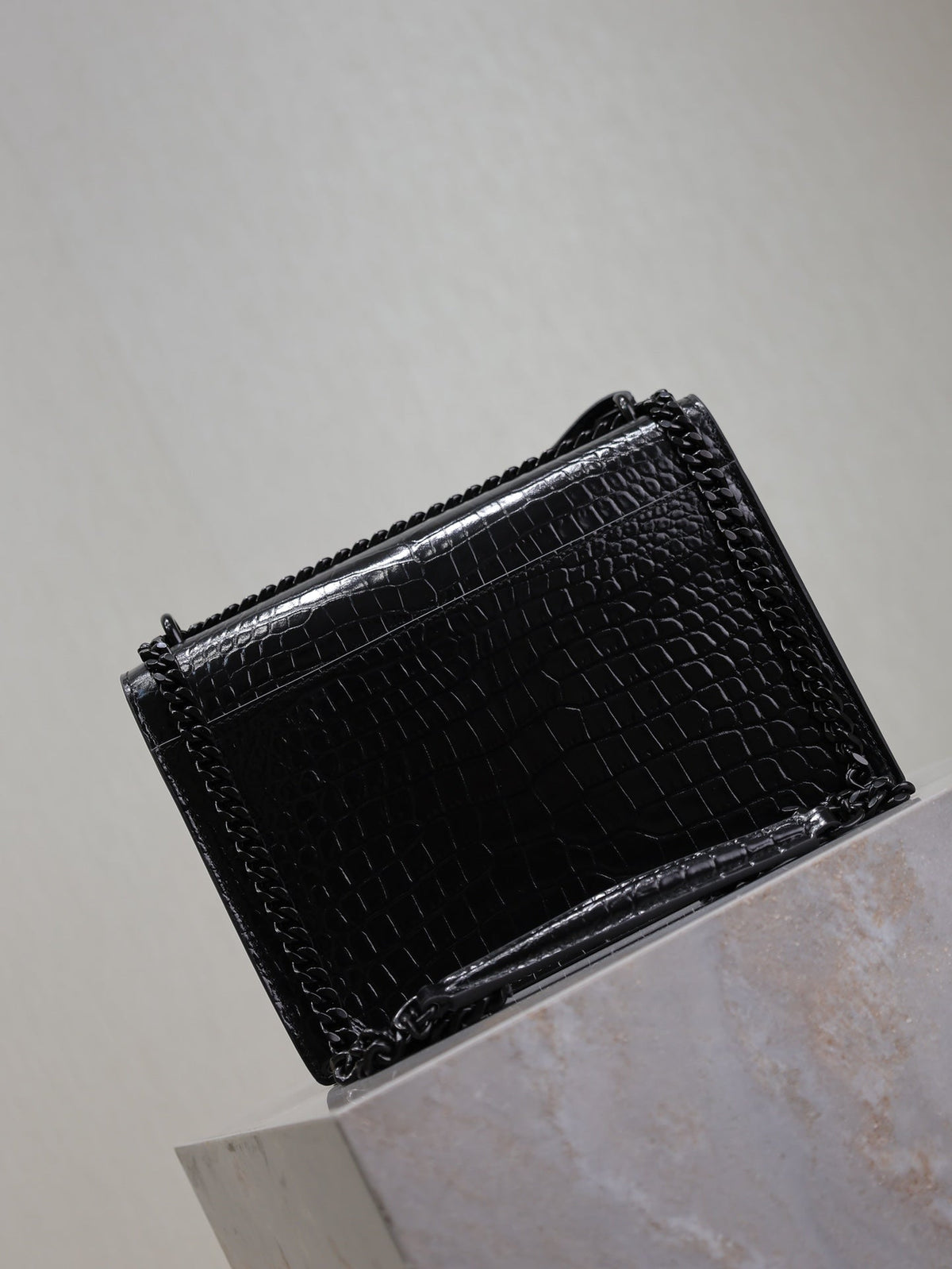 SAINT LAURENT YSL 25S SUNSET MEDIUM 22 IN BLACK CROCODILE-EMBOSSED SHINY CALFSKIN BLACK HARDWRE