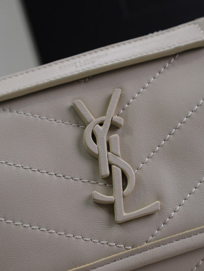 SAINT LAURENT NIKI BABY 22 IN RICE WHITE LAMBSKIN GOLD CHAIN