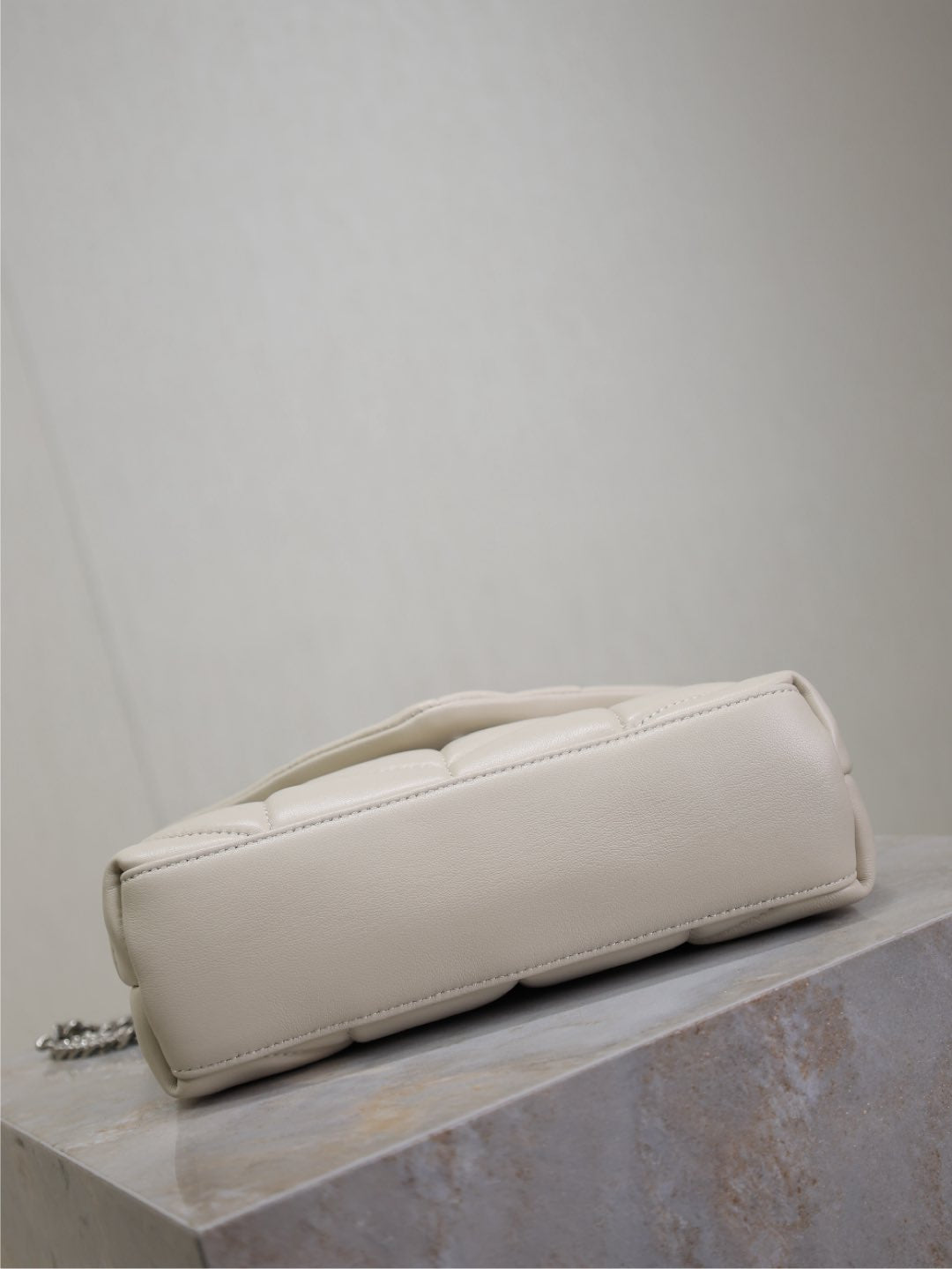 SAINT LAURENT YSL 25S LOULOU PUFFER MINI 23 IN SMOKEY TAUPE CALFSKIN SILVER HARDWARE