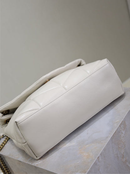 SAINT LAURENT YSL 25S LOULOU PUFFER MM 29 IN BLANC VINTAGE CALFSKIN GOLD HARDWARE