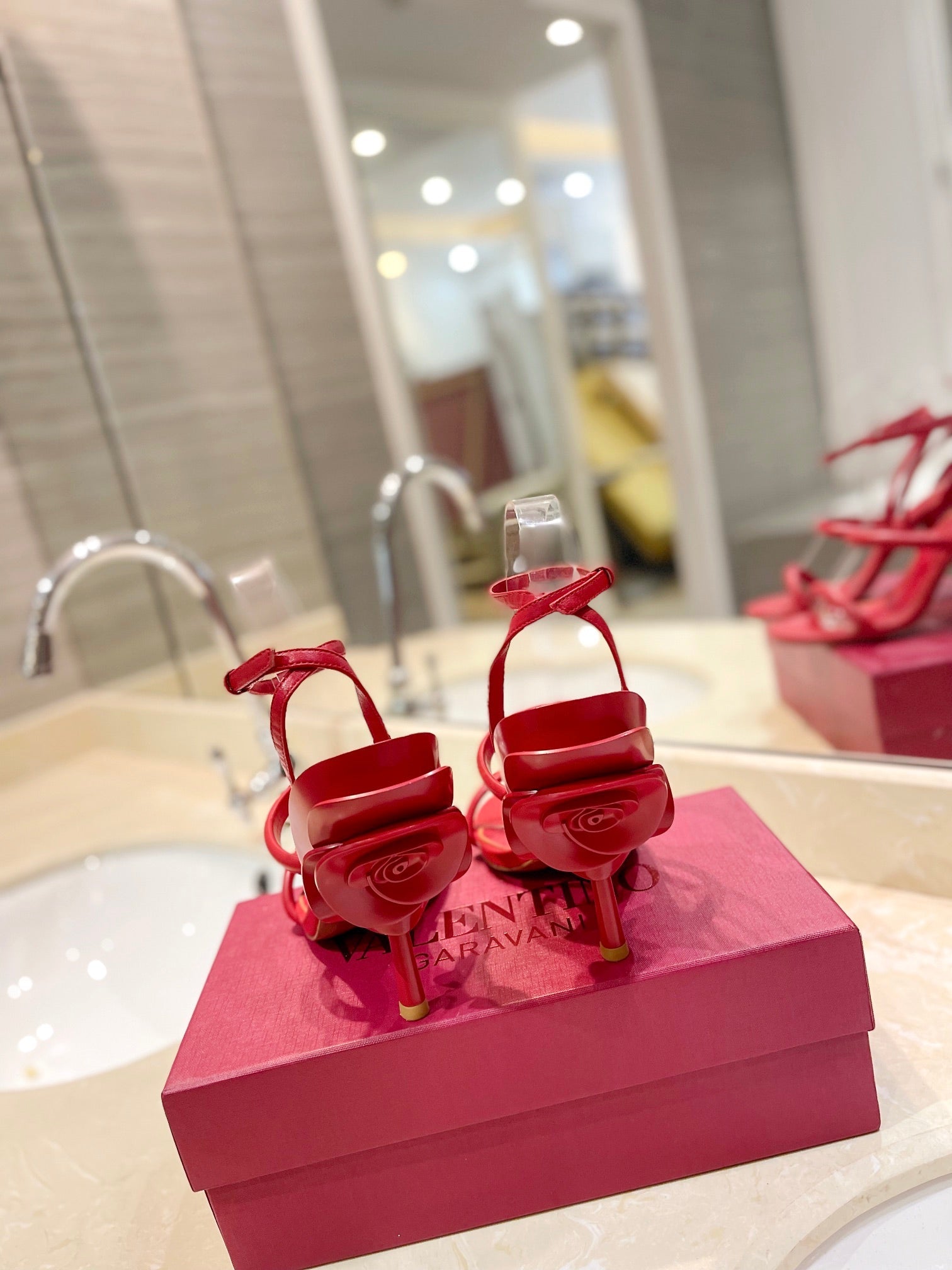 HIGH HEEL SANDAL 10 CM IN CHERRY RED CALFSKIN