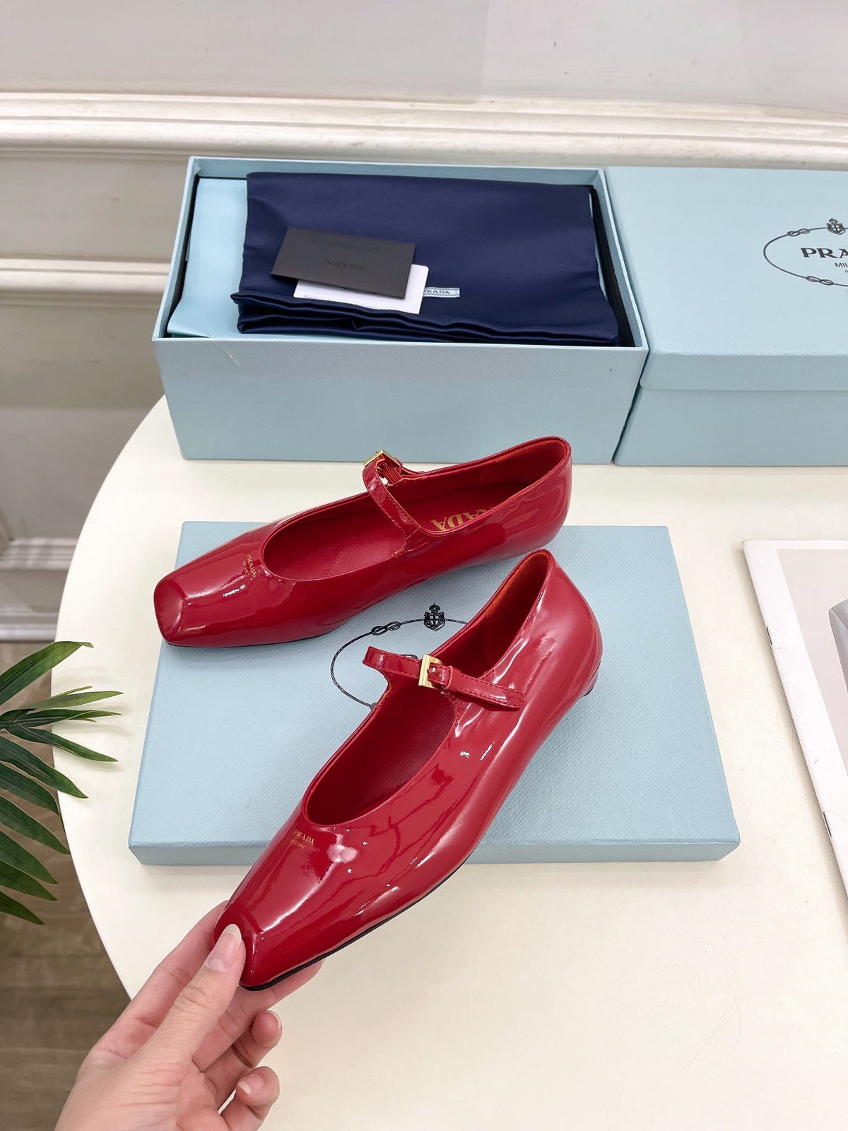 PRADA MARY JANE FLATS SQUARE TOE IN CRIMSON RED PATENT SHEEPSKIN
