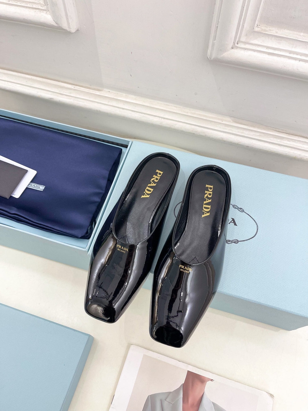 PRADA MULES SQUARE TOE IN BLACK SHINY CALFSKIN