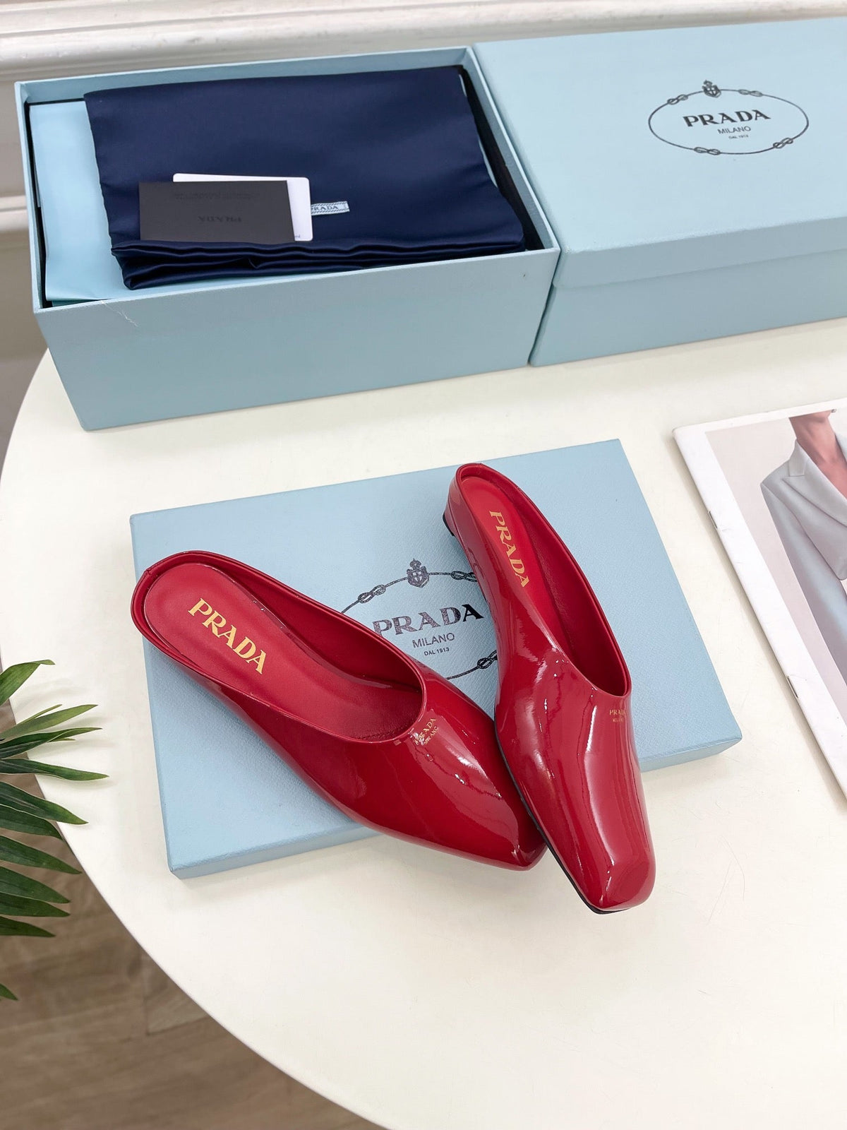 PRADA MULES SQUARE TOE IN RED SHINY CALFSKIN