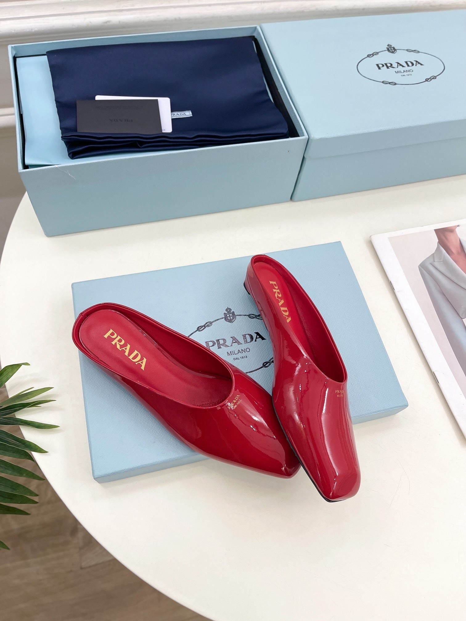 PRADA MULES SQUARE TOE IN RED SHINY CALFSKIN